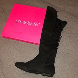 Shoedazzle Valania Black Flat Boots 9W NITB